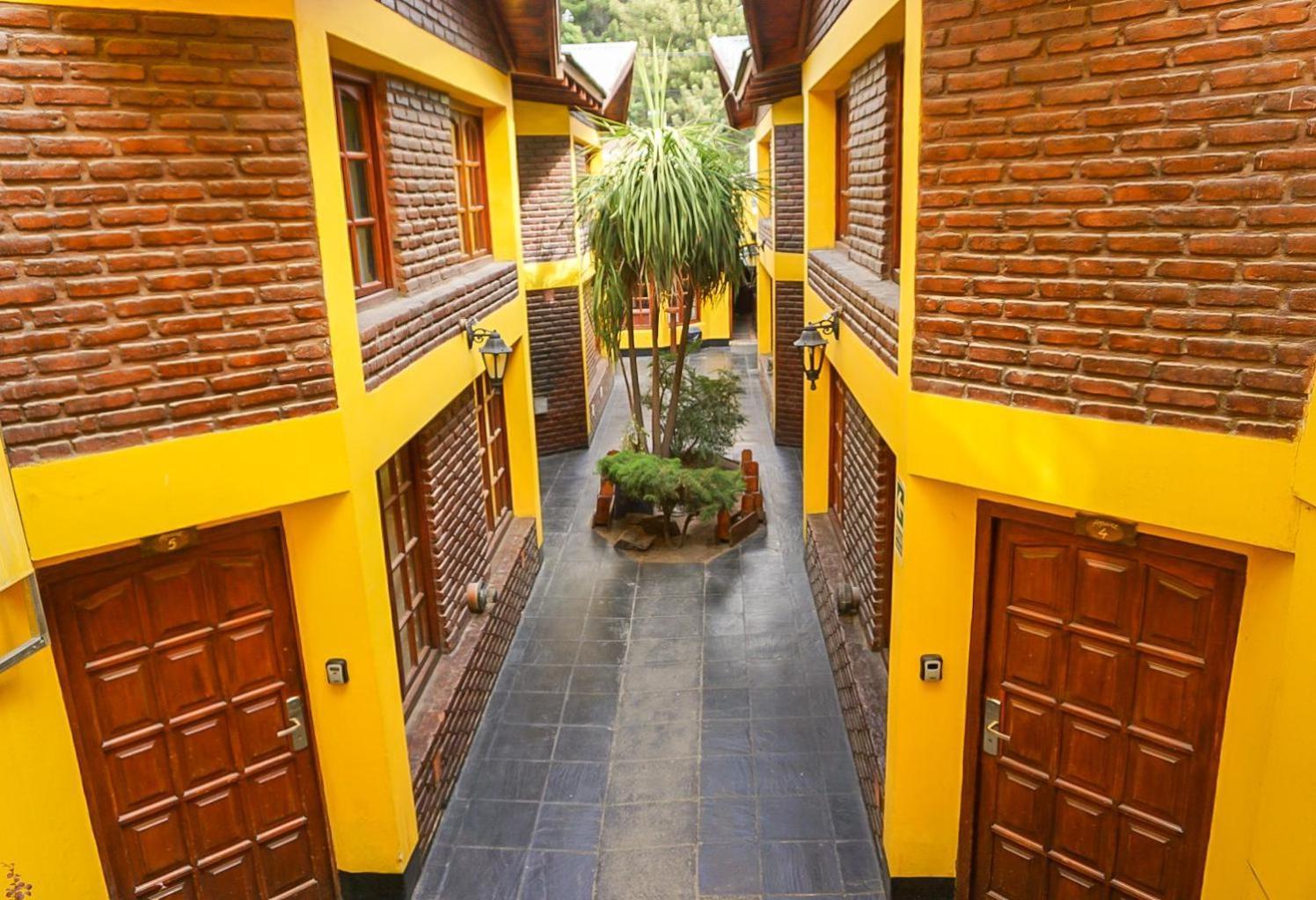 Apart Hotel Libertador El Calafate Buitenkant foto
