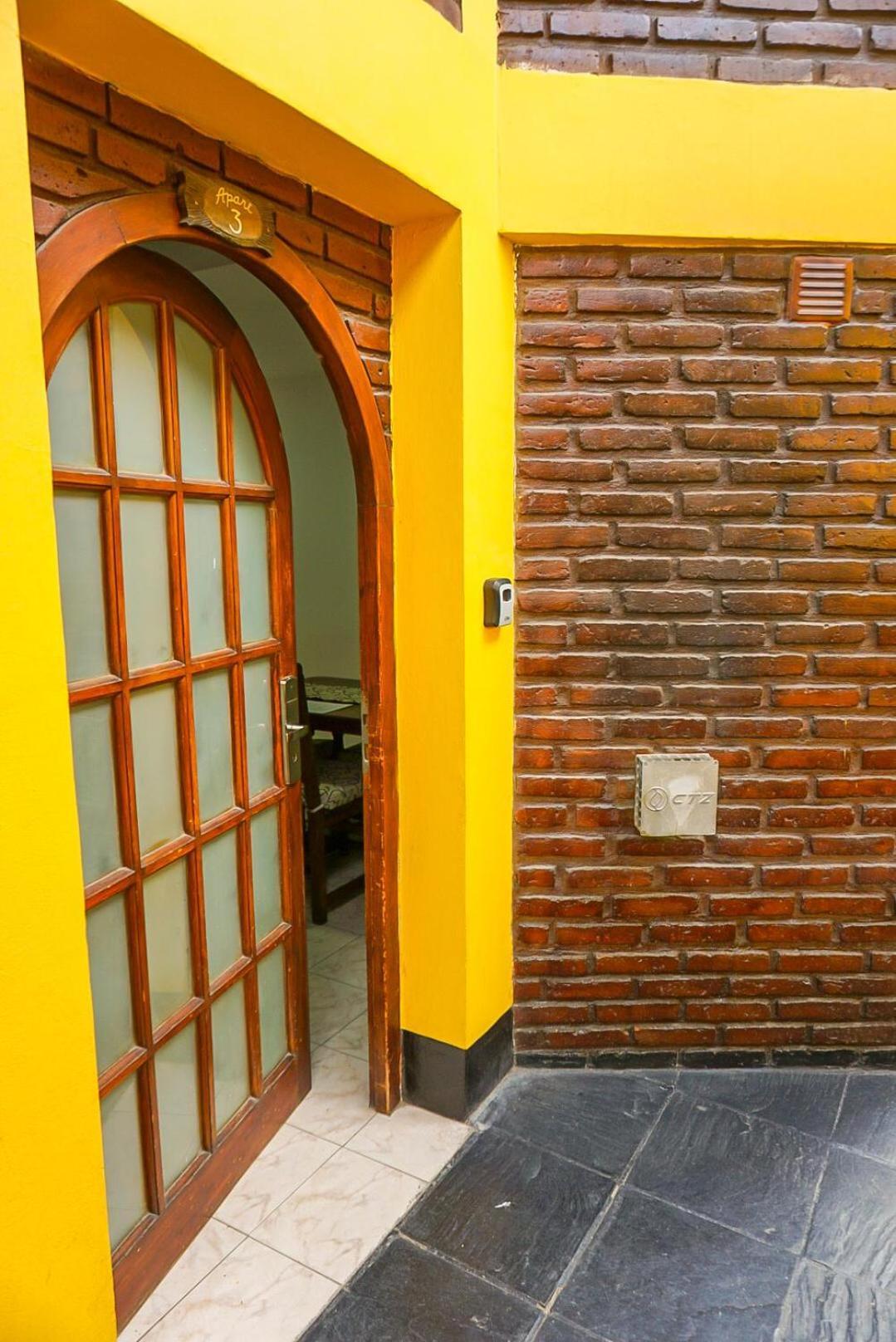 Apart Hotel Libertador El Calafate Buitenkant foto