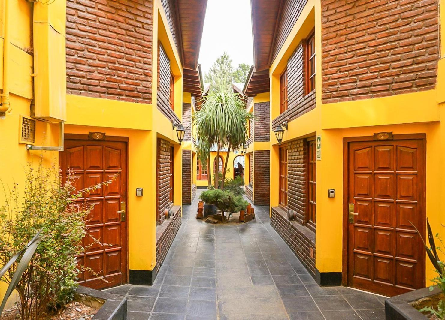 Apart Hotel Libertador El Calafate Buitenkant foto