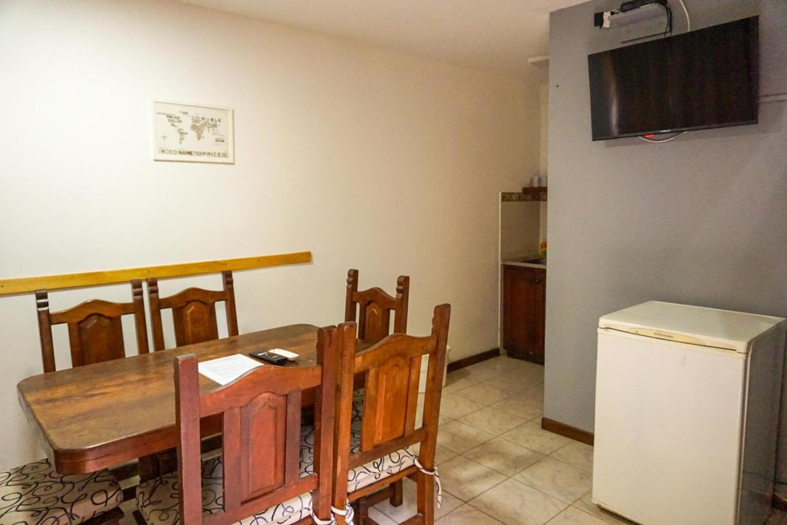 Apart Hotel Libertador El Calafate Buitenkant foto