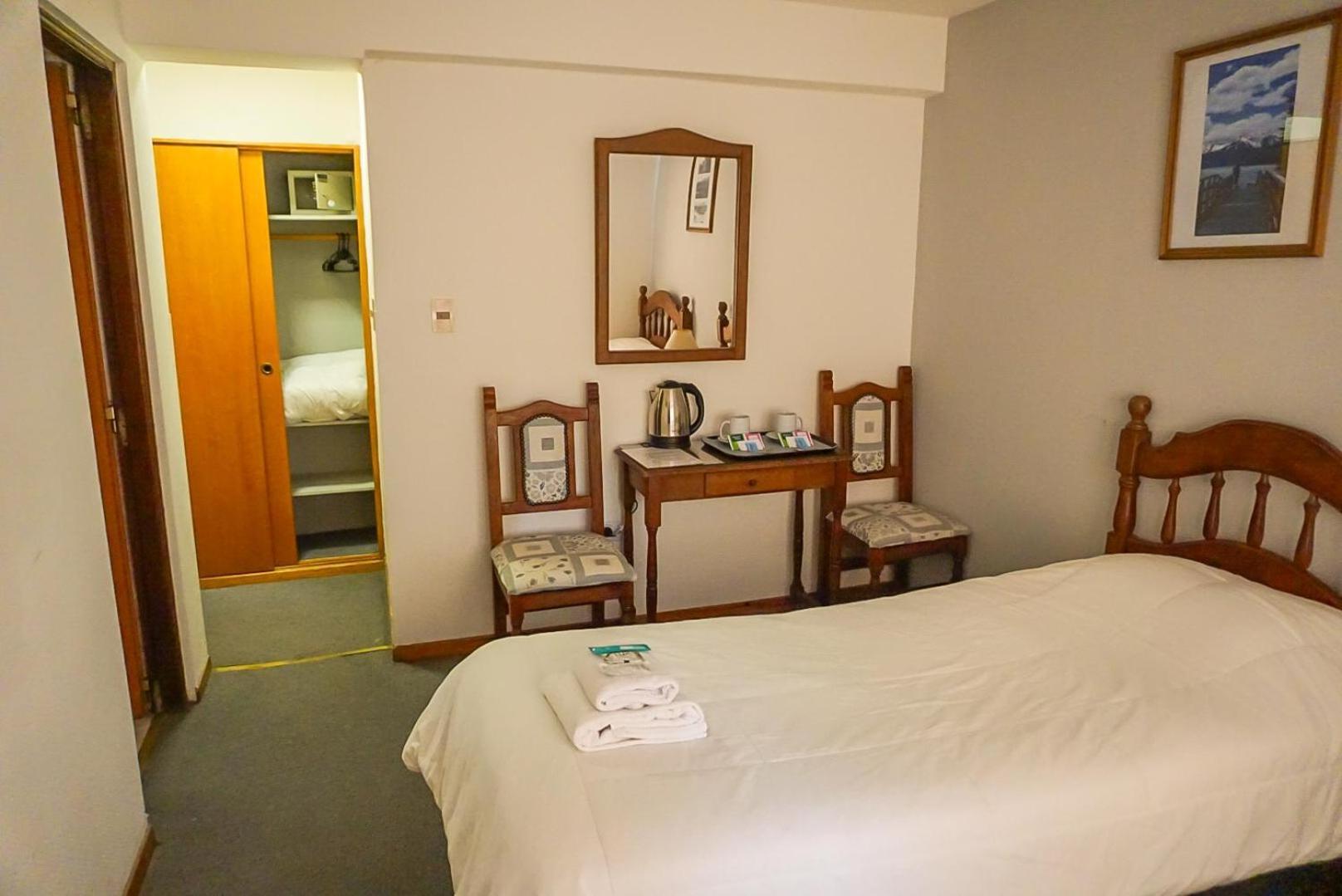 Apart Hotel Libertador El Calafate Buitenkant foto